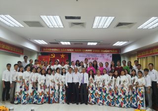 Họp mặt ngày Quốc tế Phụ nữ 8/3