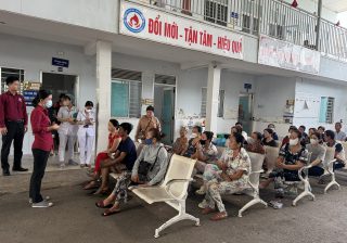 BỆNH VIỆN HUYẾT HỌC – TRUYỀN MÁU THÀNH PHỐ CẦN THƠ TỔ CHỨC BUỔI HỌP HỘI ĐỒNG NGƯỜI BỆNH KẾT HỢP TRUYỀN THÔNG HƯỞNG ỨNG NGÀY AN TOÀN NGƯỜI BỆNH THẾ GIỚI 2025 CHỦ ĐỀ “CHĂM SÓC AN TOÀN CHO TRẺ SƠ SINH VÀ TRẺ NHỎ”